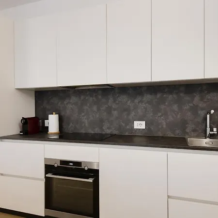 Easylife - Casa Moderna Vicino Life Milan