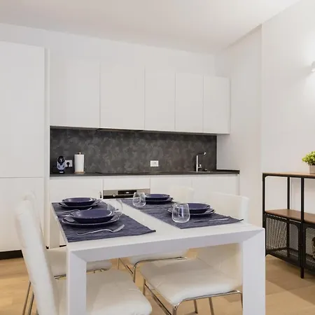 Apartment Easylife - Casa Moderna Vicino Life